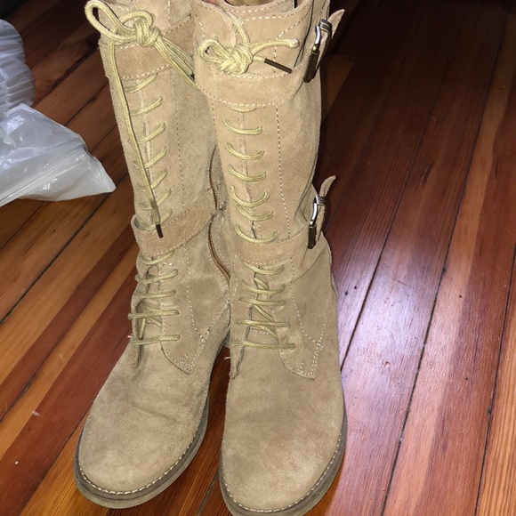 Swede tan boots - Picture 2 of 3